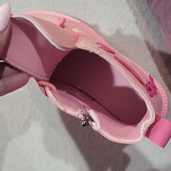 Girls Pink Heart Boots - Picture 9 of 11